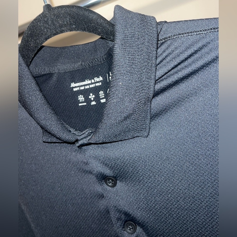 Abercrombie Men's Black Performance Polo - Picture 7 of 7